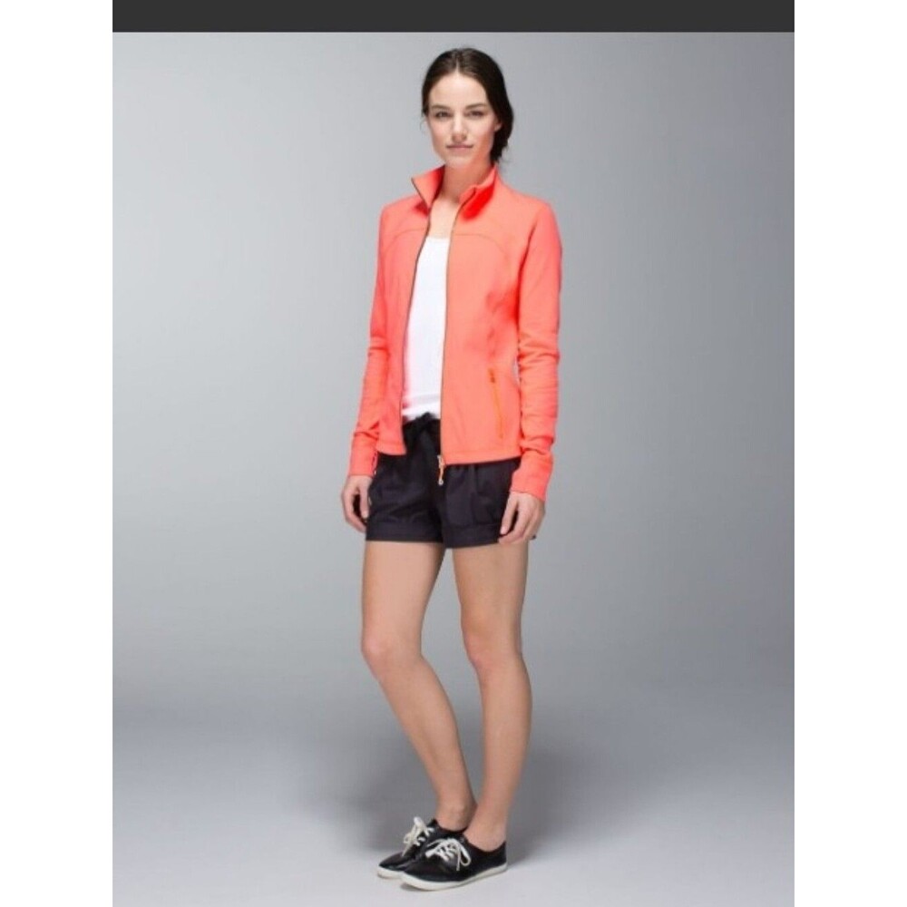 lululemon athletica Forme Jacket in Coral